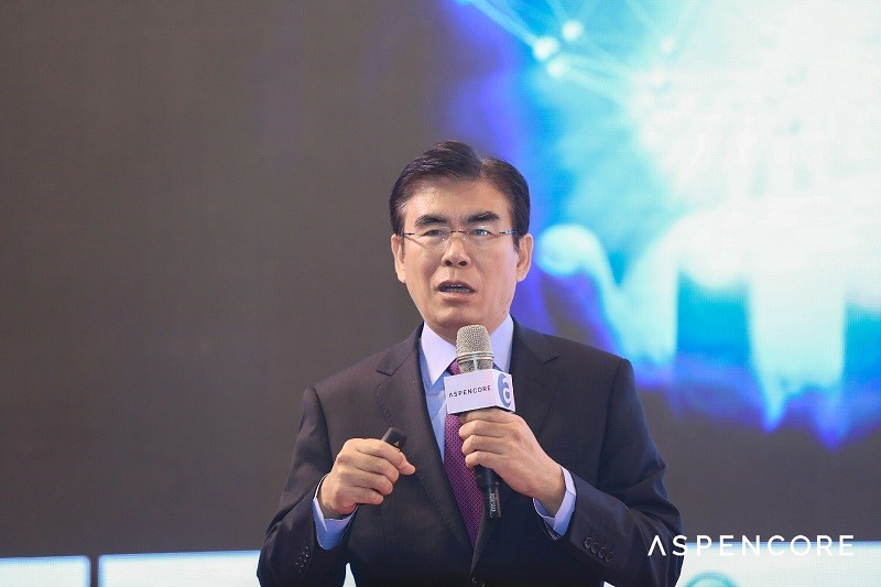 中國半導體行業協會IC設計分會理事長、清華大學微納電子系魏少軍教授